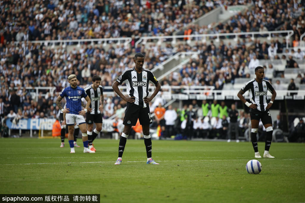 纽卡王牌伊萨克转会传闻：豪帅无奈，红军虎视眈眈